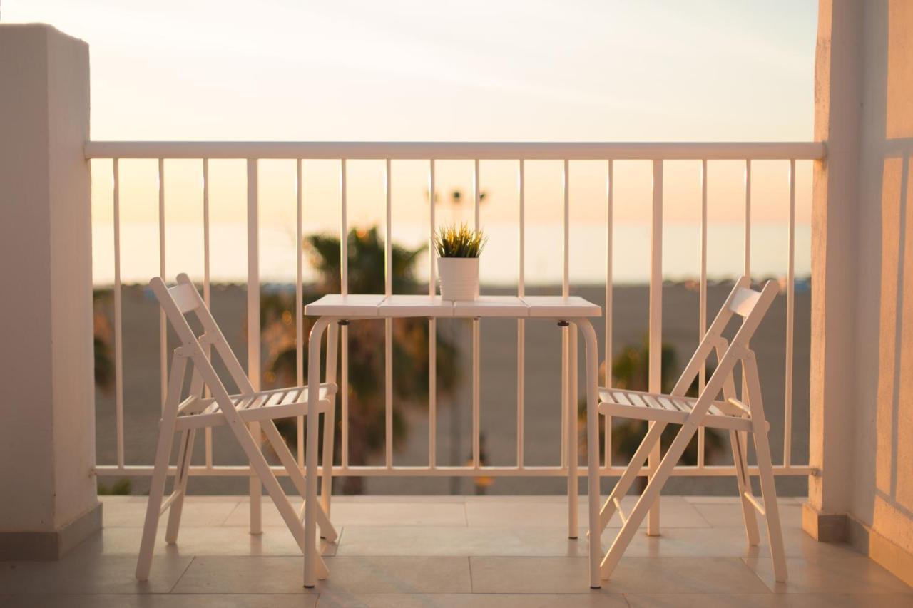 Sol Playa Suites Valenza Esterno foto